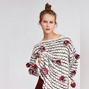ZARA Oversized Knit Pom Pom Chunky Sweater Small